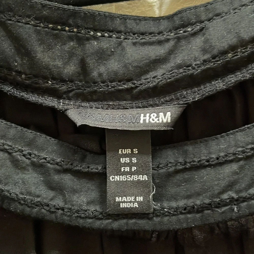 H&M black top Small - Picture 4 of 4